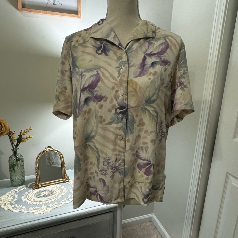 Alfred Dunner Floral button down  Blouse Size 12P